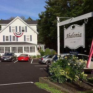 Abalonia Inn